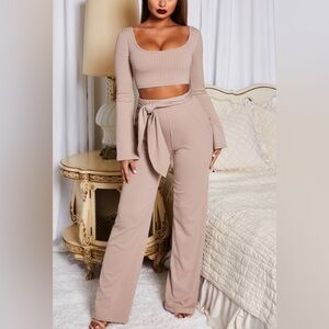 NWT Oh Polly, Hands Are Tied, Wide Leg Ribbed Trousers in Stone, Size 10